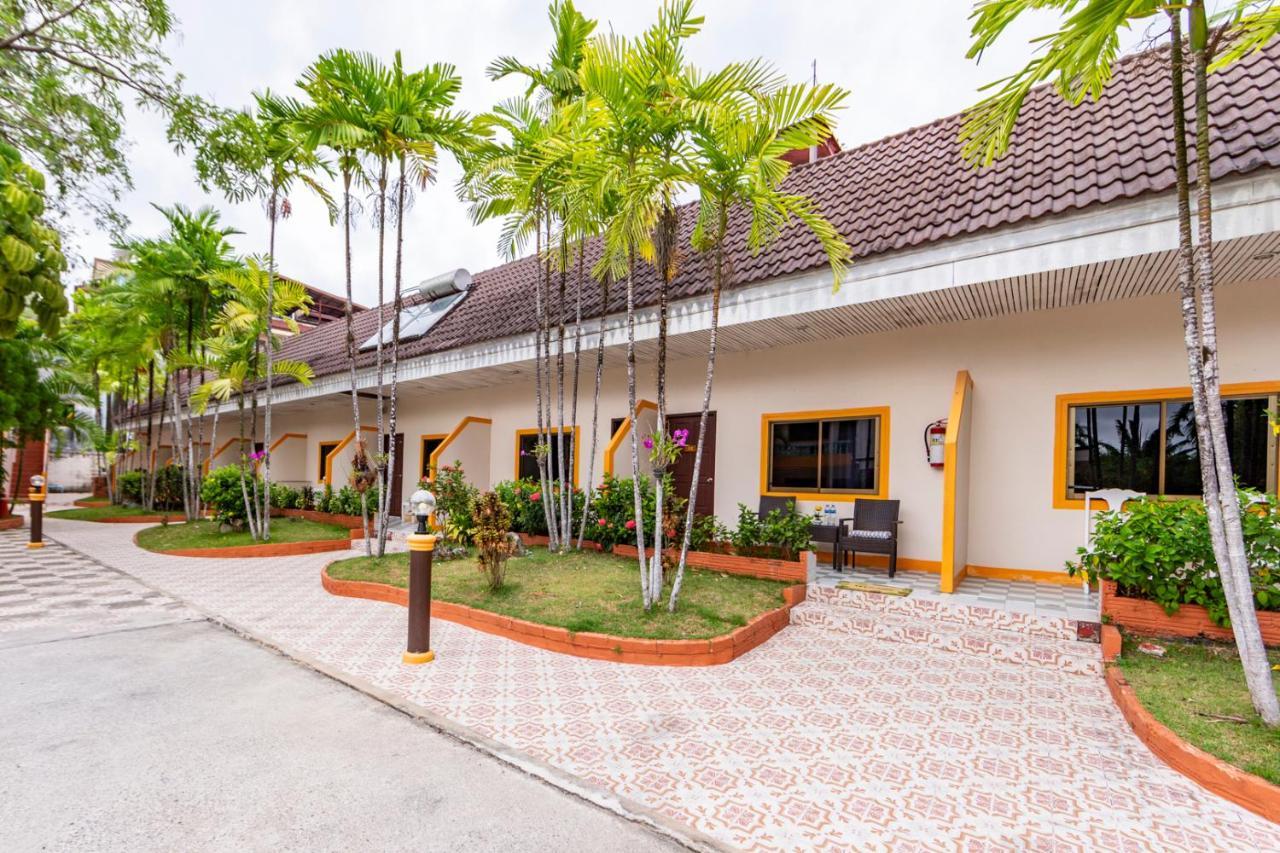 Coconut Resort Hotel Patong 外观 照片