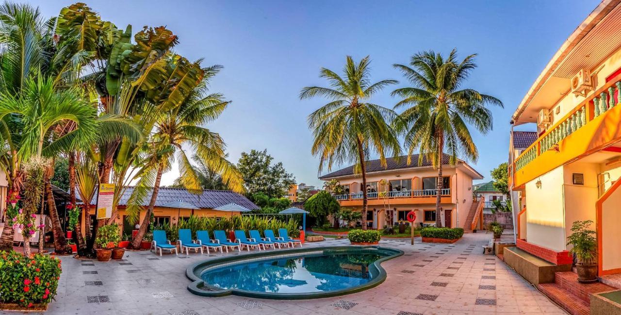 Coconut Resort Hotel Patong 外观 照片