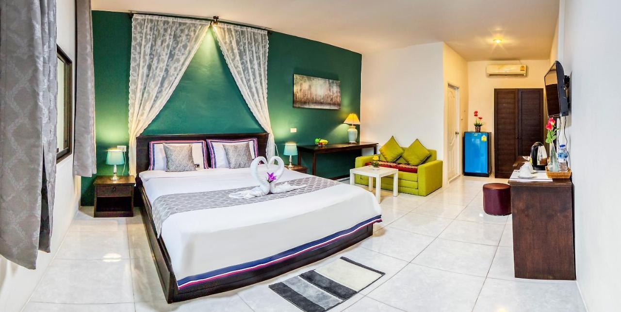 Coconut Resort Hotel Patong 外观 照片